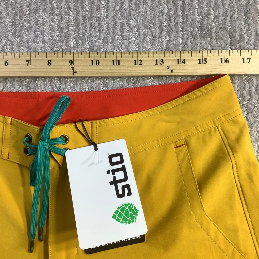 Stio Mens CFS Board Shorts Quick Dry Swim Trunks Yellow Size 33 NWT